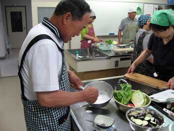 �������i2